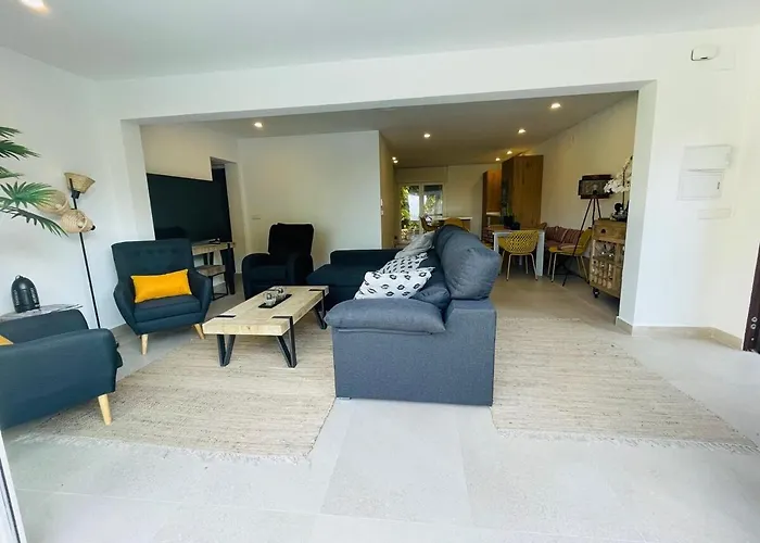 Casa Hebe 17 By Divivir * 德尼亚